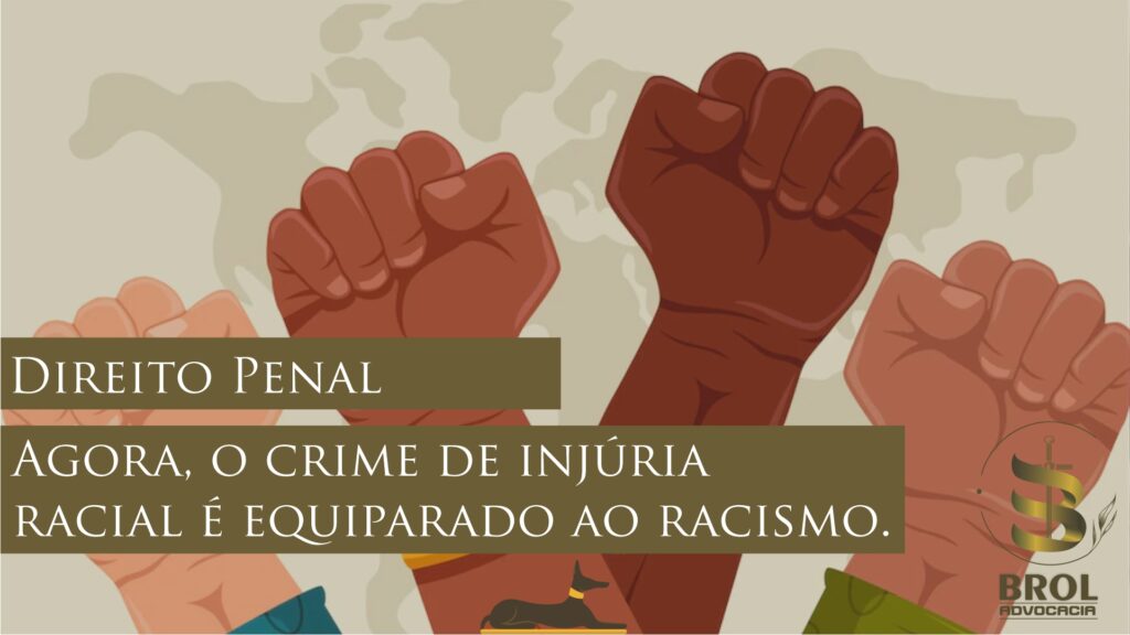 Agora, o crime de injúria racial é equiparado ao racismo. Descubra como essa alteração legislativa impacta a punição para atos de discriminação por cor, raça ou etnia. Além disso, saiba mais sobre a imprescritibilidade desse crime, que pode ser julgado a qualquer momento, e a revogação da possibilidade de pagamento de fiança para réus envolvidos nesses casos. Essa transformação legal é um avanço no combate à discriminação racial no país. Com a sanção da Lei 14.532 em 12 de janeiro de 2023, a prática de injúria racial é tipificada como racismo, seguindo as disposições da Lei 7.716/1989. Essa mudança reconhece que a injúria racial é um ato de discriminação por raça, cor ou origem, com o propósito de humilhar alguém. A jurisprudência dos Tribunais Superiores já vinha reconhecendo o caráter imprescritível e enquadrando tais casos como racismo. Importante destacar que os responsáveis pelo crime de injúria racial não poderão responder em liberdade mediante pagamento de fiança, como era possível anteriormente. Além disso, a injúria racial agora é considerada um crime imprescritível, permitindo a investigação e o processo a qualquer momento, independentemente da data em que ocorreu o fato, com as devidas penas estabelecidas por lei. As penas para o crime de injúria racial foram aumentadas. Antes variavam de um a três anos de reclusão, mas agora podem chegar a dois a cinco anos de reclusão, quando a motivação está relacionada a raça, cor, etnia ou procedência nacional. Outra mudança relevante é em relação ao chamado "racismo recreativo", que inclui ofensas disfarçadas de piadas ou brincadeiras com teor racista, feitas em contextos de descontração, diversão ou recreação. Nesses casos, as penas foram aumentadas em um terço até a metade e podem ser agravadas se ocorrerem por meio de redes sociais ou publicações em qualquer formato. Essas alterações têm um papel fundamental na busca por um país mais justo e igualitário, combatendo a discriminação racial e punindo de forma mais rigorosa aqueles que praticam atos ofensivos.